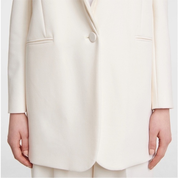 The Row Jerry Jacket in Wool Cream Blazer Size 12 NWT - Picture 3 of 16
